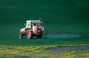 pesticide-4089881_1920