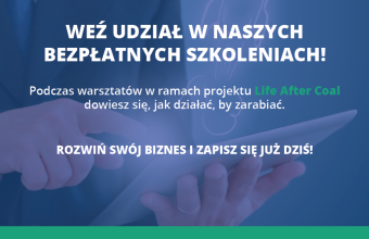 niebieska grafika z bialym napisem