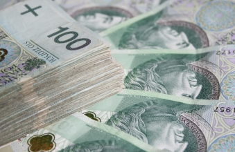 banknoty stuzlotowe - autor BeatriceBB